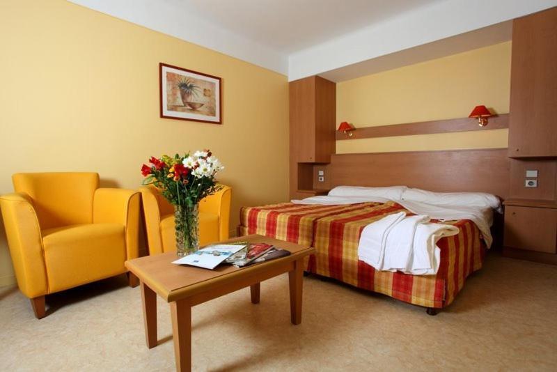 Residence L'Oliveraie Menton Pokoj fotografie